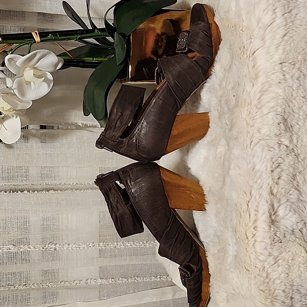 Miz mooz heels - Picture 3 of 5